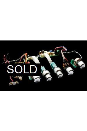 John East U Retro 5 knob Deluxe- Black knobs John East U Retro 5 knob Deluxe- Black knobs